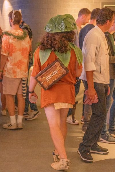 Bestand:Jumanji outfit.jpg